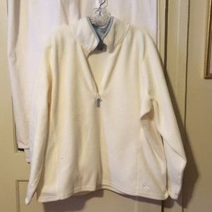 Pullover fleece shirt